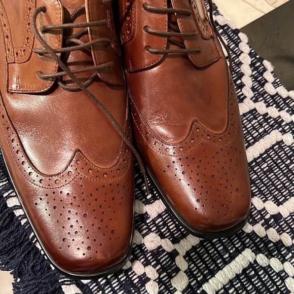 Stacy Adams Wingtip Shoes - Picture 5 of 10